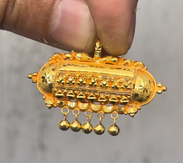 gold jhumka design in nepal